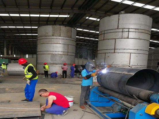 Installation of detergent powder production line is still underway during the Spring Festival